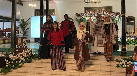 Peringati Hari Kartini 2022 Royal Ambarrukmo Yogyakarta Gelar Fashion