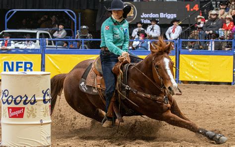 The Top 15 Barrel Racers Going To The 2022 Wnfr Cowgirl Magazine