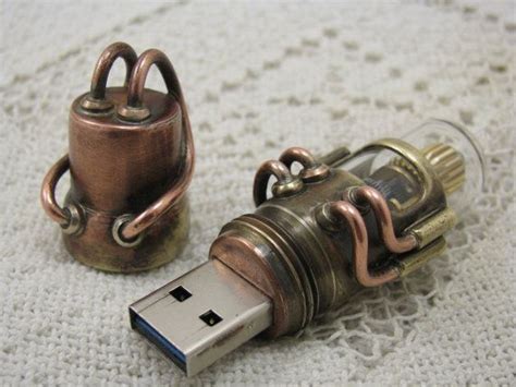 Steampunk Motorized Usb 30 Flash Drive With Moving Gears And Glowing