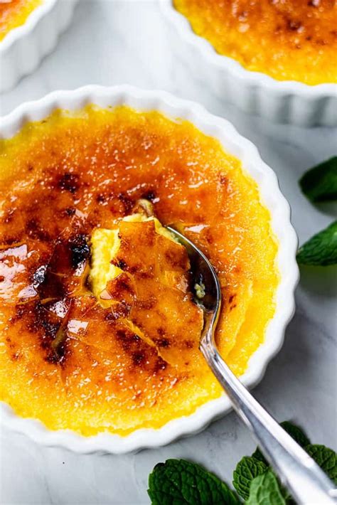 Creme brulee is a classic egg custard that's delicately crunchy on top and smooth and creamy below. Classic Creme Brulee | Recipe in 2020 (With images) | Creme brulee recipe, Brulee recipe, Recipes
