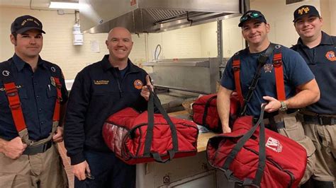 Delivery of flowers to the st. Waco: Firefighters finish pizza delivery for woman ...
