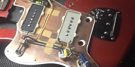 I have only used the name to describe the content for reference, study and education purposes only. Fender American Professional Jazzmaster Electric Guitar ...