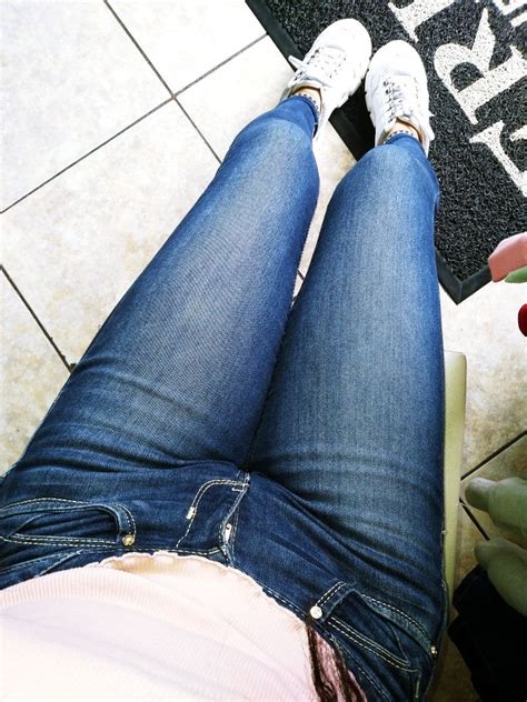 Ripped Jean Skinny Jeans Stomach Workout Tight Jeans Girls Jeans Good Job Girl Photos