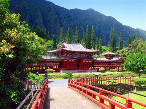 Byodo In Buddhist Temple Oahu Hawaii By Cloudia Vectors