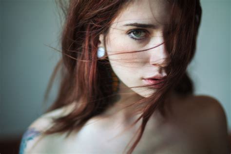 Wallpaper Women Redhead Green Eyes Hair In Face Closeup Bare