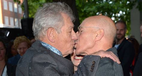 Ian McKellen Patrick Stewart Share Friendly Kiss On The Lips Ian