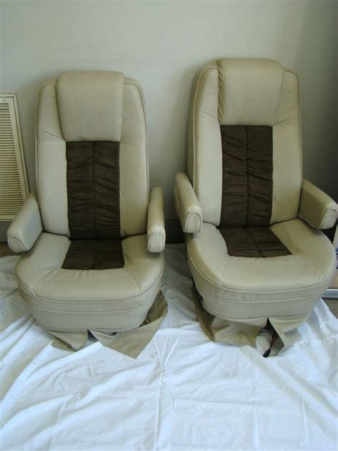 Rv captain chairs are the first that come to most people's minds when they think of rv seating. Captain Chair Covers Motorhomes | Chair Covers