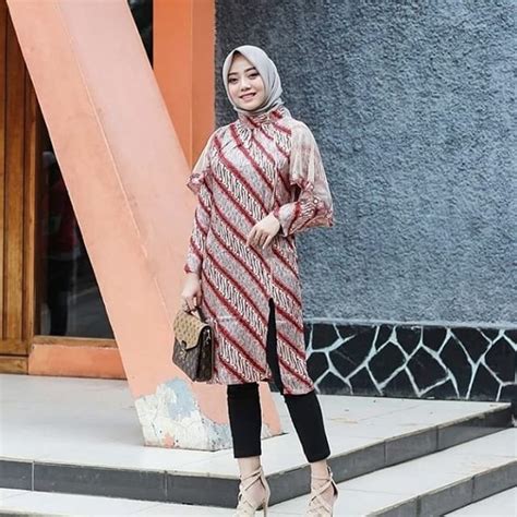 √ 50 Model Tunik Batik Elegan Modern Kerja And Kombinasi