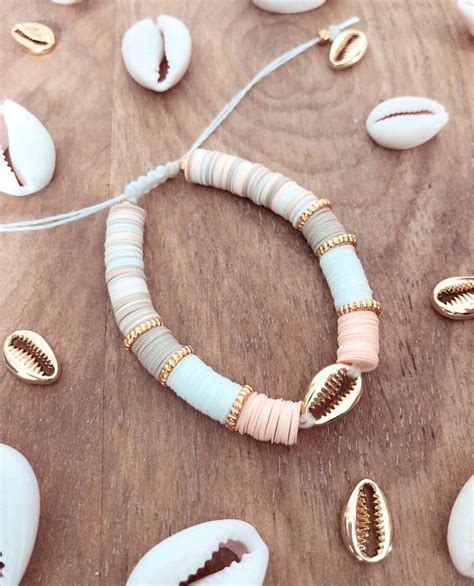 Pin By Maria On Sea Shells Diy Bracelet Designs Bracelets Handmade