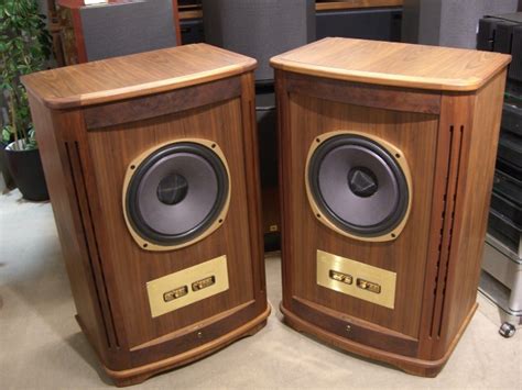 My ultimate listening room / movie theater gear in this clip: Canterbury 15 TANNOY - HiFi-Do McIntosh/JBL/audio-technica ...