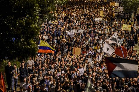 (redirected from 2019 colombian protests). Fotos: Las protestas en Colombia por la muerte de Dilan Cruz, en imágenes | Actualidad | EL PAÍS