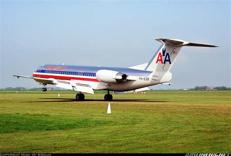 American Airlines Fokker 100 Doing Touch And Goon Grass Raviation