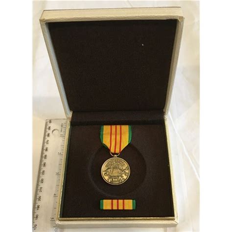 Us Military Vietnam Service Medal 1970s Schmalz Auctions