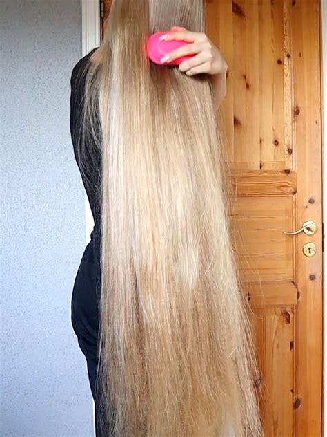 Video Very Long Blonde Hair Morning Brushing Realrapunzels