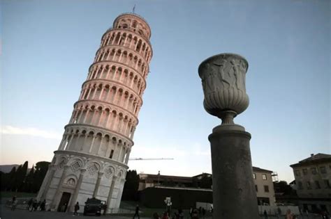 La Torre De Pisa Se Está Enderezando Por Qué Mosaico Csi