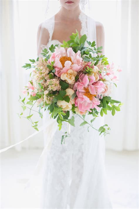 Lavish And Unique Bridal Bouquet Ideas Modwedding