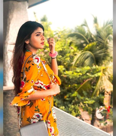 pin by ravneet kaurr on indian influencers fashion photography poses fashion ashi