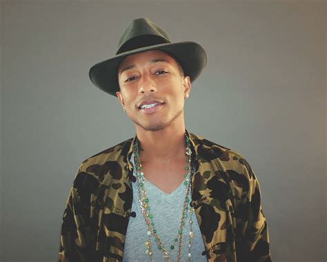 Im Listening To Pharrell Williams ♫ On Iheartradio Pharrell Williams