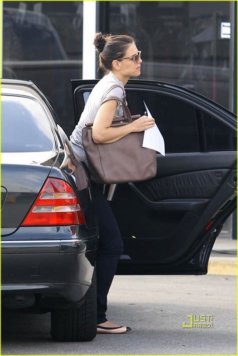 Katie Holmes Up Bright And Early For Jack And Jill Katie Holmes Photo 16425904 Fanpop