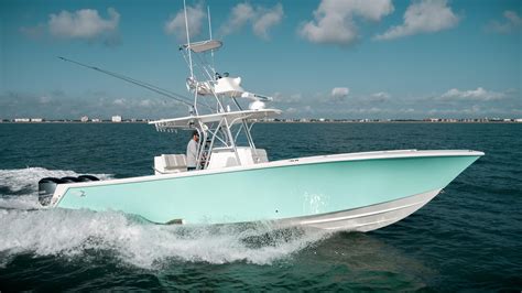 37 Seavee 2016 LOLA Port Canaveral, Florida Sold on 2019-12-02 by