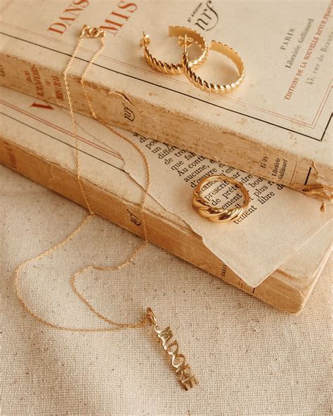 Jadore Necklace In 2021 Jewellery Photography Inspiration Gold