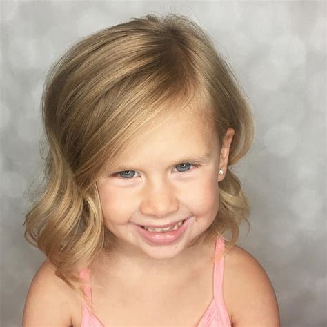 25 Suitable Hairstyles For Little Girls With Fine Hair 2022