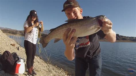 Float fishing for trout is a highly effective way to target them when fishing long, steady runs. TROUT FISHING Setup - YouTube
