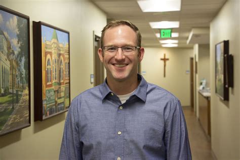 Hahn's vision for this clinic from the start was to create a place that is outside the box when it comes to the environment, service and overall care. OB-GYN Dr. Brock Warford Joins the CHI St. Vincent Hot ...