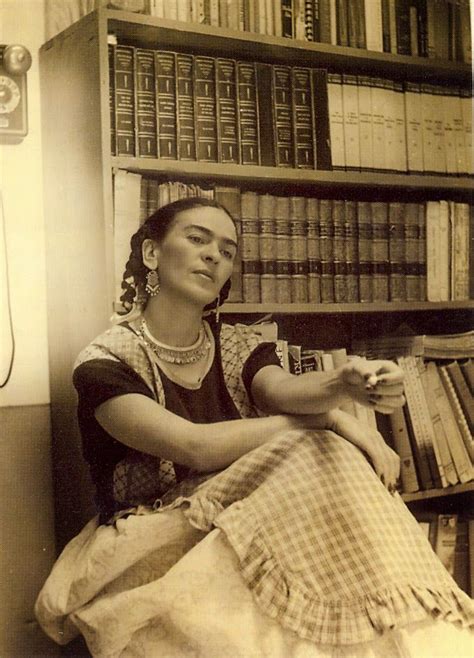 Las Mil Notas Y Una Nota Frida Kahlo El Círculo De Los Afectos