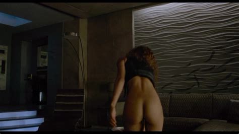 Naked Patricia Mckenzie In Cosmopolis