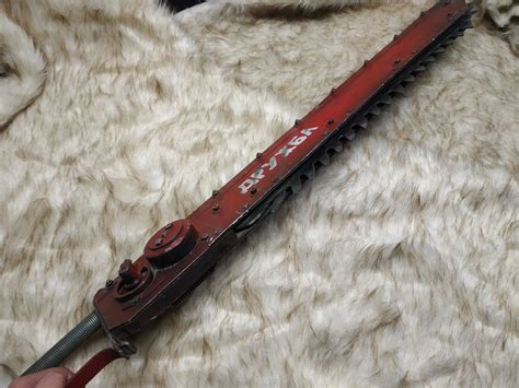 Chainsaw Sword W40k Wh40k Cosplay Chainsword Etsy
