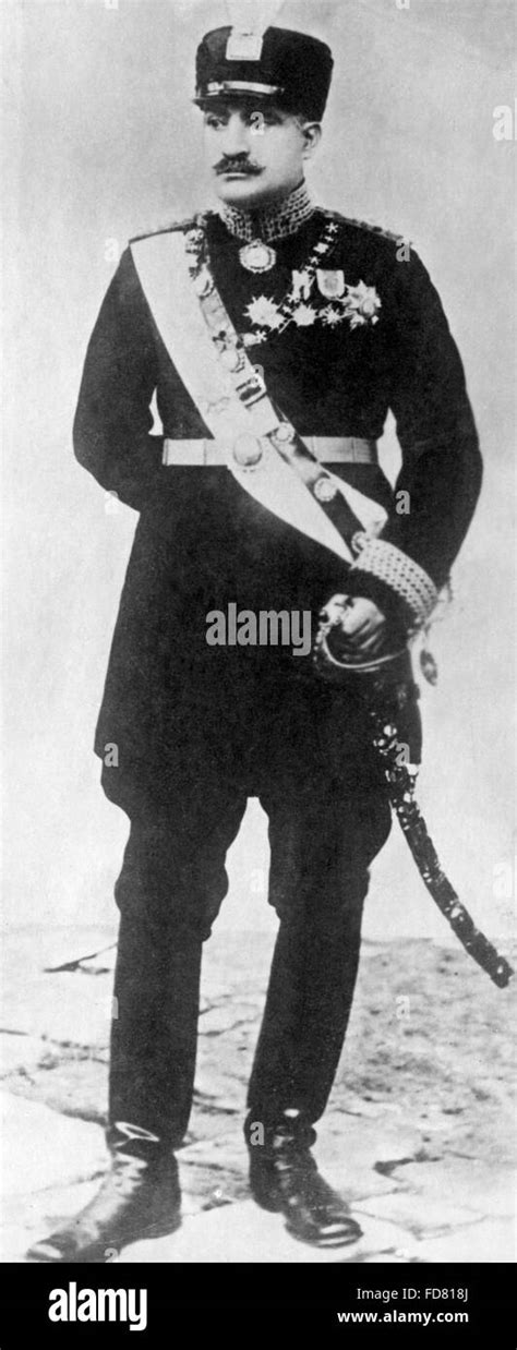 Portrait Reza Shah Pahlavi Hi Res Stock Photography And Images Alamy