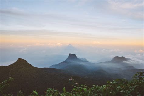 Der Sonnenaufgang Am Adams Peak In Sri Lanka Reiseblog Secluded Time