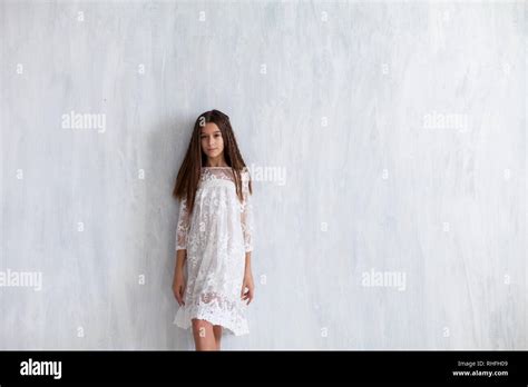 Mädchen 11 12 Jahre Alt Portrait Fotos Und Bildmaterial In Hoher Auflösung Seite 2 Alamy
