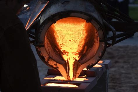 Make A Cast Iron Bowl With Sloss Metal Arts Brannon Honda