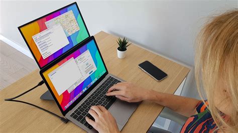 Sleek Setup Transforming Your Laptop With Triple Monitors Llimink