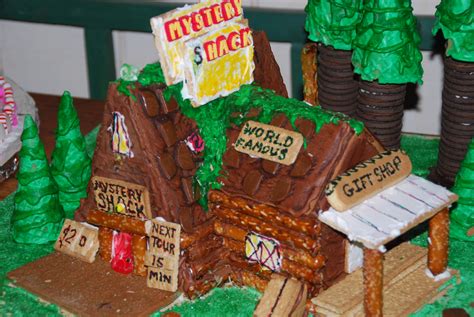 Gingerbread Mystery Shack Close Up Gravity Falls Photo 37875458