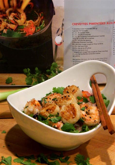 Madame Anne aux fourneaux Wok de crevettes pimentées pétoncles et