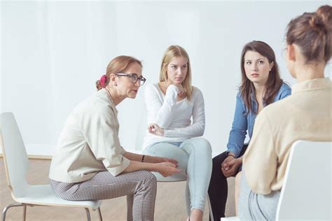 Group Therapy to Empower Women | Trauma Support Groups Los Angeles