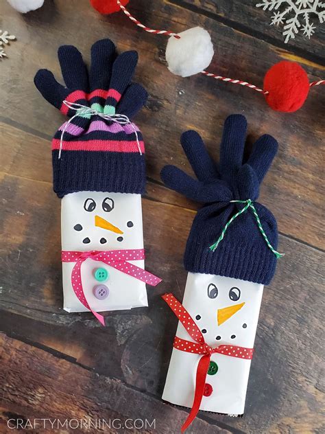 Find out how to make the craft here. Chocolate Bar Snowmen - Crafty Morning