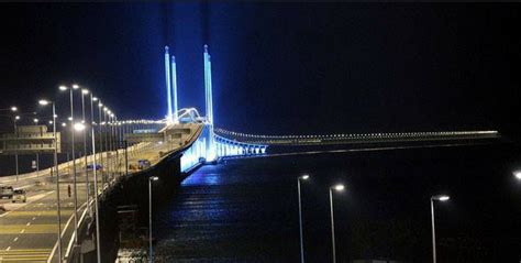 (ia adalah yang paling panjang sebelum wujudnya jambatan kedua pulau pinang iaitu jambatan sultan abdul hamid mu'adzam shah). Meriah Jambatan Kedua Pulau Pinang Dirasmikan (2 Gambar ...