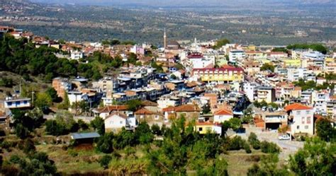 Aydın bozdoğan'da atölye kullanım amaçlı bina ve deposu icradan satılıktır (çoklu satış). Bozdoğan'a girişlerde vatandaşlar kontrolden geçirilecek
