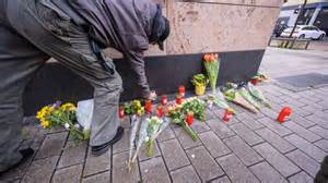 Viele bewohnerinnen haben die opfer des terroranschlags gekannt. Schüsse Hanau: Mahnwachen in vielen Städten nach ...