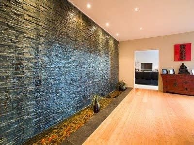 Eingebettet in ausgeklügelte wasserspiele bereichert eine wasserleinwand von ds aquavision jede veranstaltung. Pin von W S auf Dream Home | Wasserwand, Haus, Wand