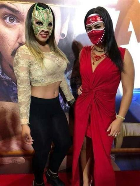 Lady Shani And La Hiedra Celebrities Sport Girl Halloween Face Makeup