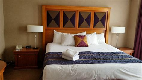 We focus on quality, not quantity, in our craft. Hotel Room Tour - Harrison Hot Springs Resort - Superior ...