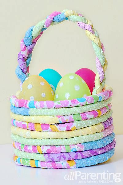 Make A Charming Easter Basket From Scraps Quilting Digest
