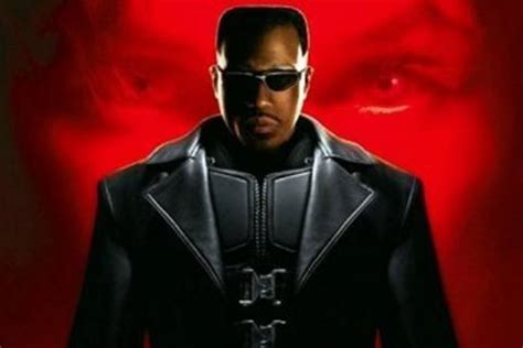 Always loved the scene when the new vampire hunter crew goes into the night club and ron perlman i aiming at blade. Blade - Cast, Info, Trivia | Famous Birthdays
