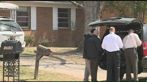 Police Man Kills Himself In Jeffersonville Standoff