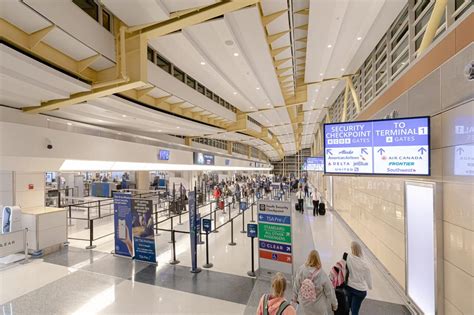 Reagan National Airport New North Concourse And Secure National Hall In